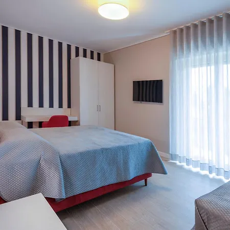 Crystal & Esmeralda * 索伦托