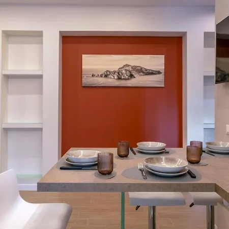 Апартаменты Crystal & Esmeralda *